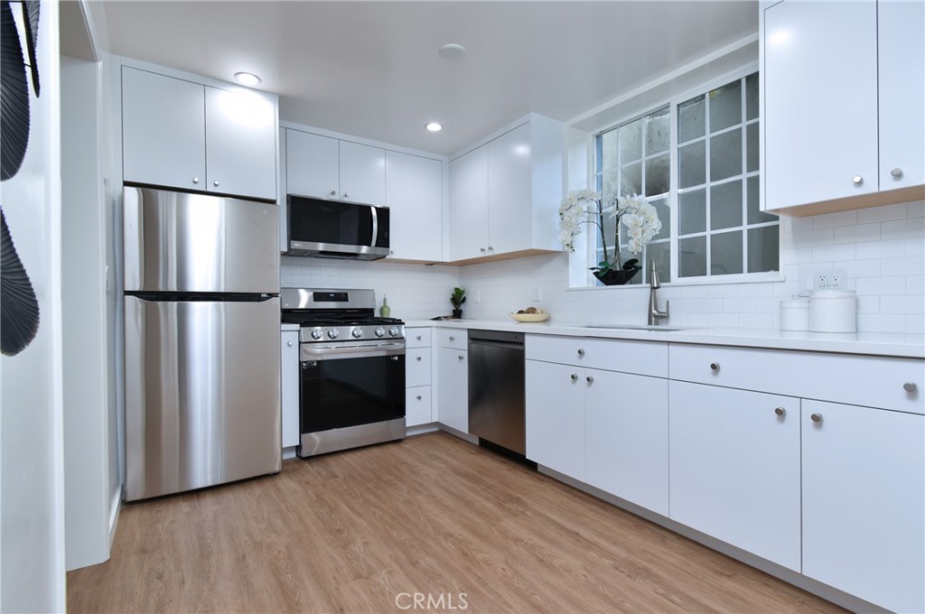 11042 Fruitland Drive
