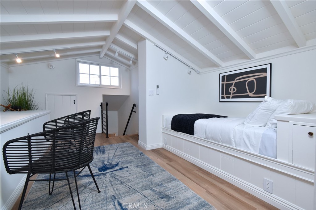 11042 Fruitland Drive