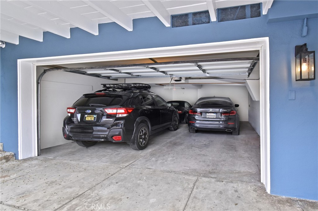 11042 Fruitland Drive