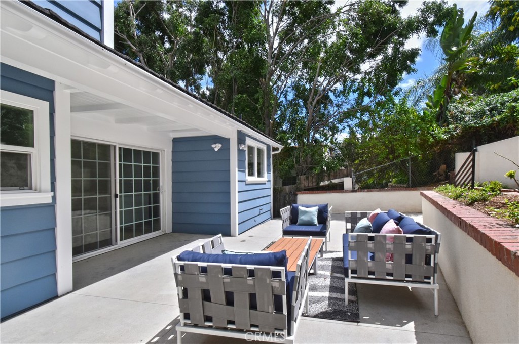 11042 Fruitland Drive