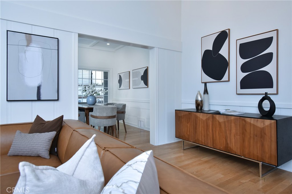 11042 Fruitland Drive