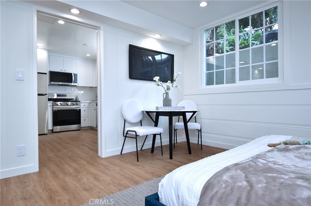 11042 Fruitland Drive