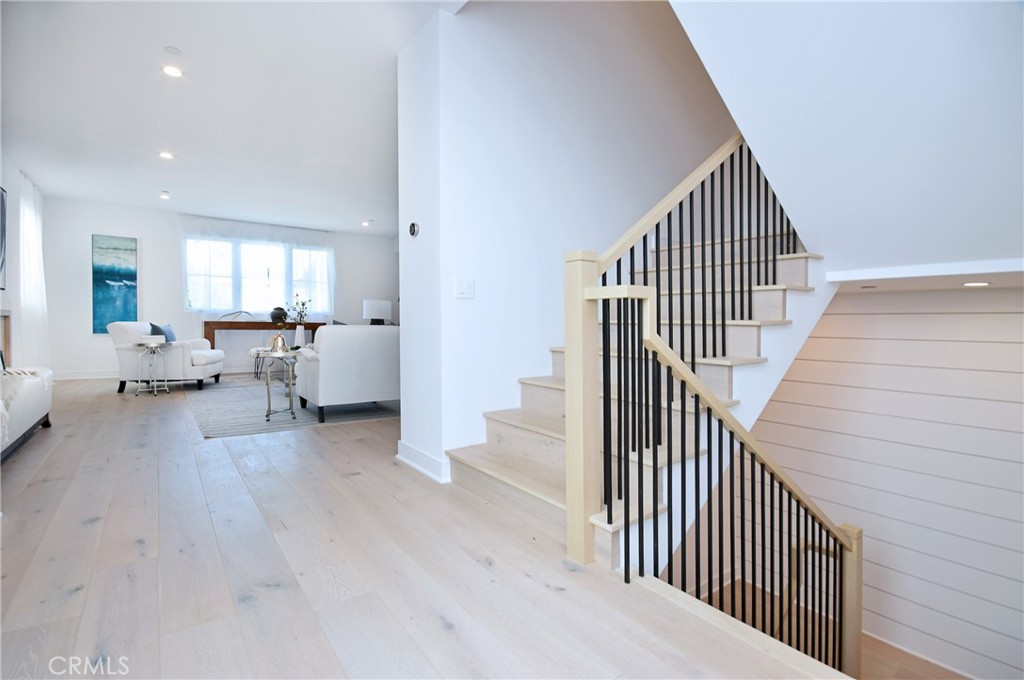 4641 Cahuenga Boulevard