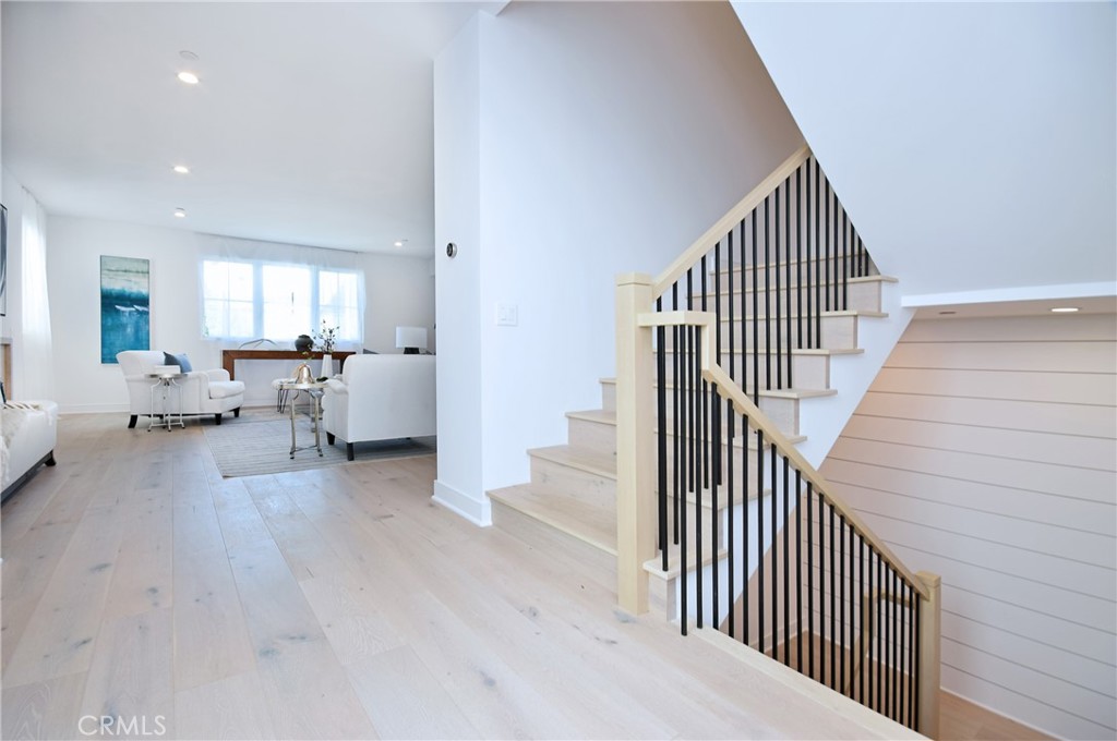 4641 Cahuenga Boulevard