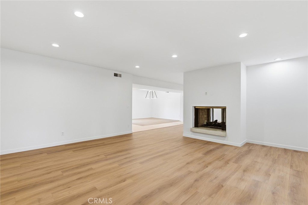 11400 Dona Lola Drive