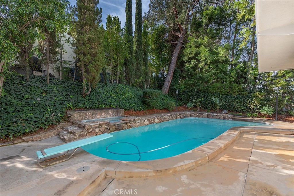 11400 Dona Lola Drive