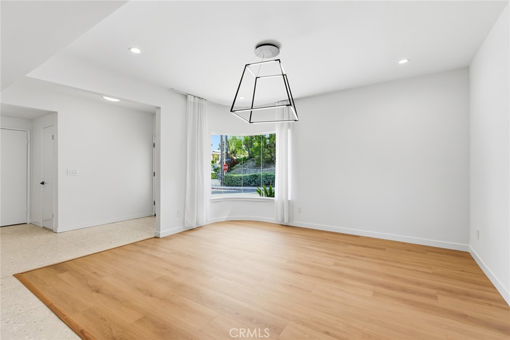 11400 Dona Lola Drive