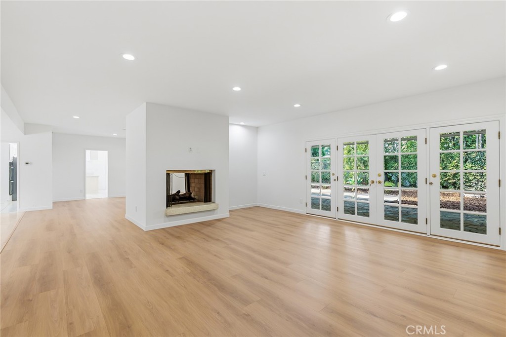 11400 Dona Lola Drive