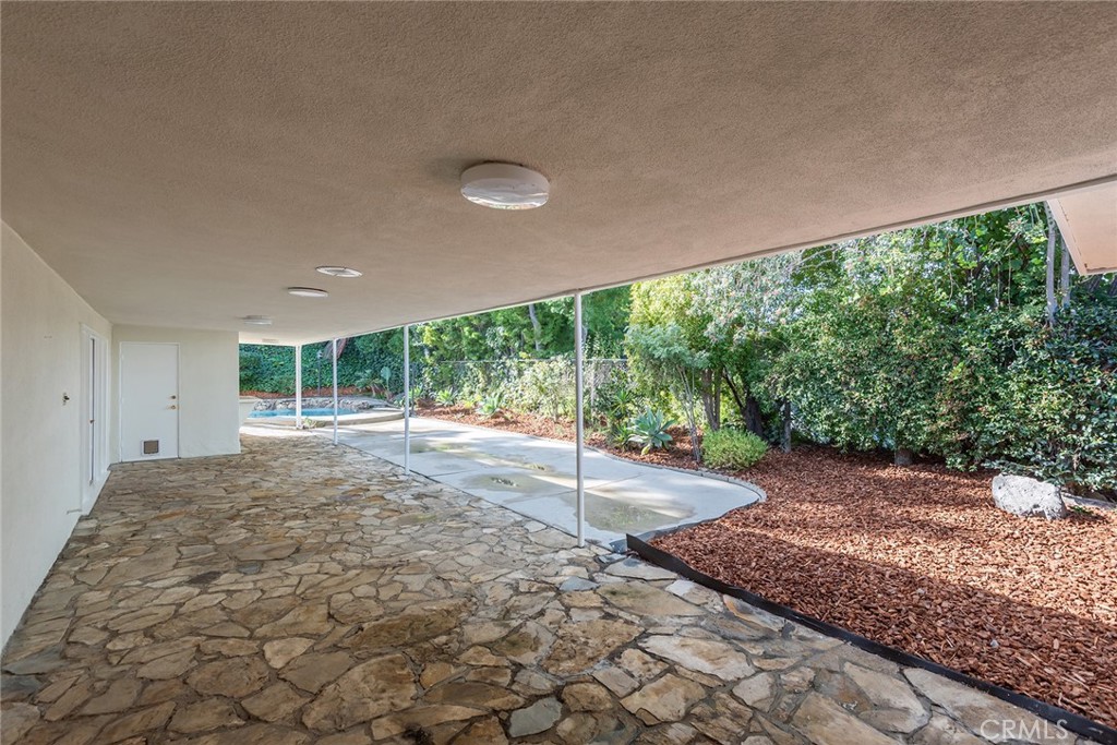 11400 Dona Lola Drive