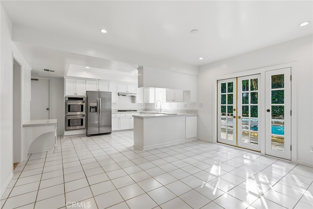 11400 Dona Lola Drive