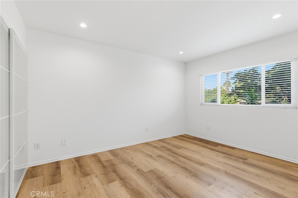 11400 Dona Lola Drive