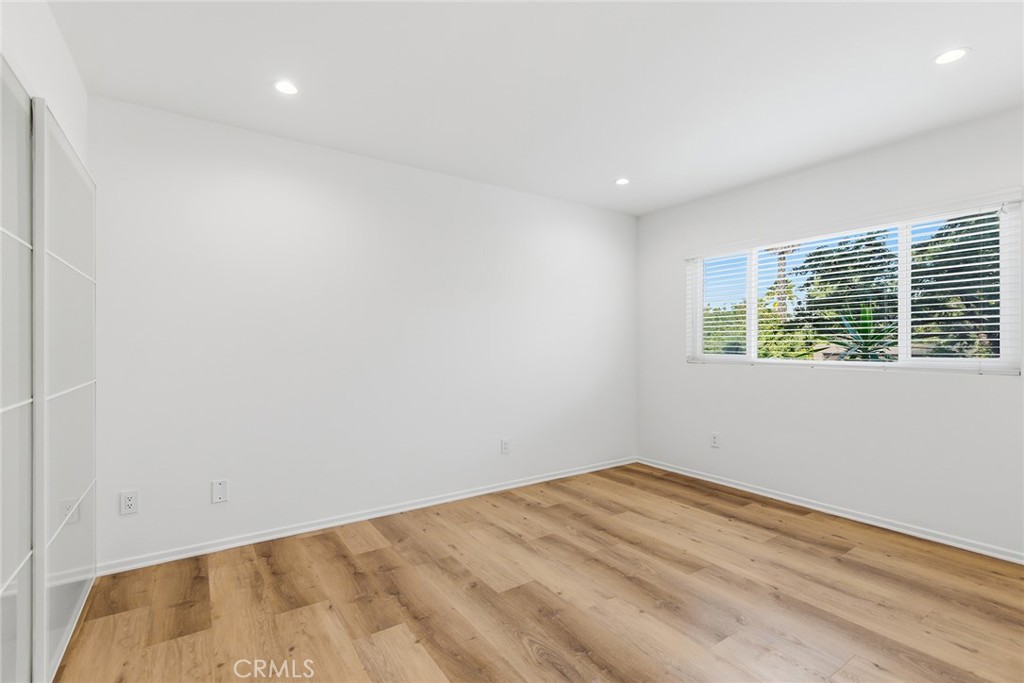 11400 Dona Lola Drive