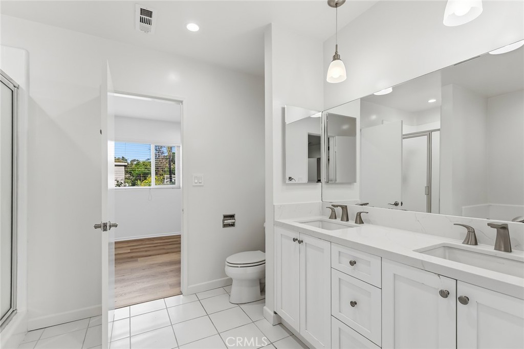 11400 Dona Lola Drive