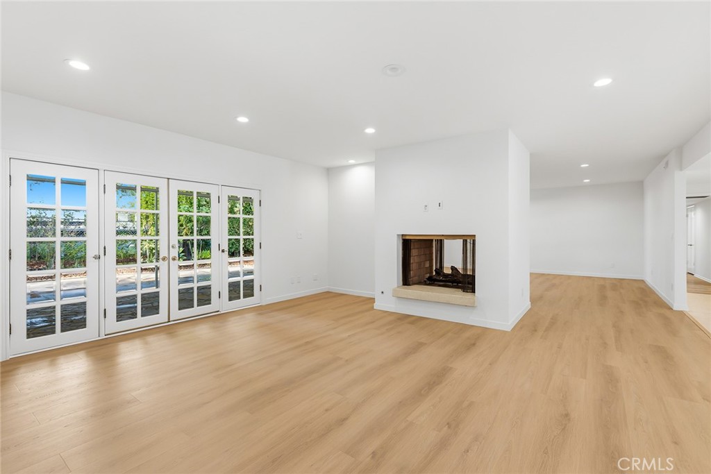 11400 Dona Lola Drive