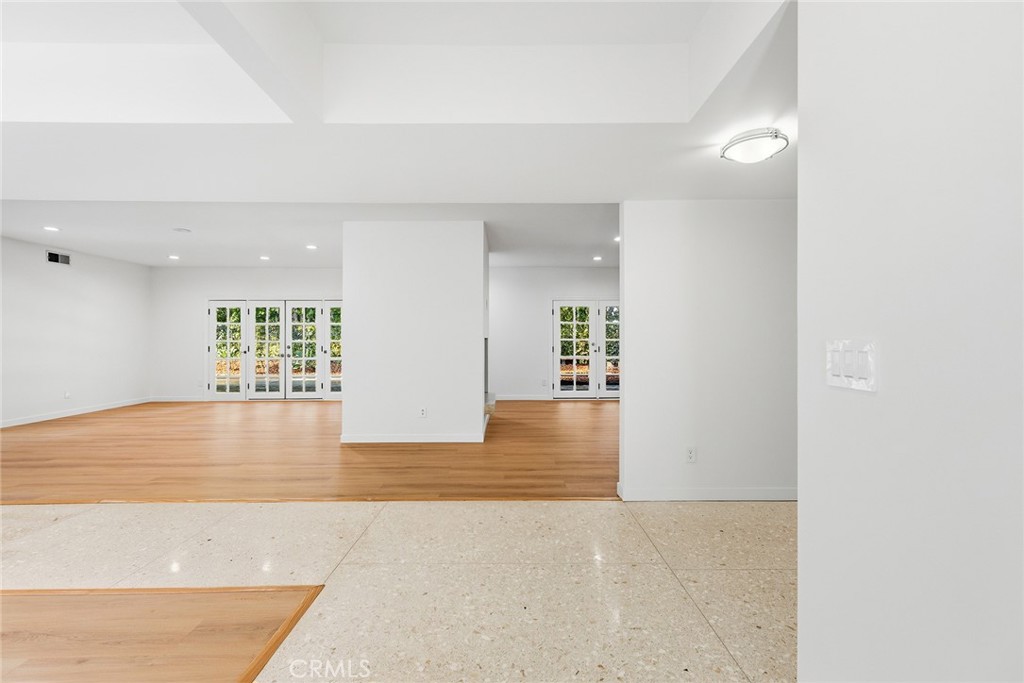 11400 Dona Lola Drive