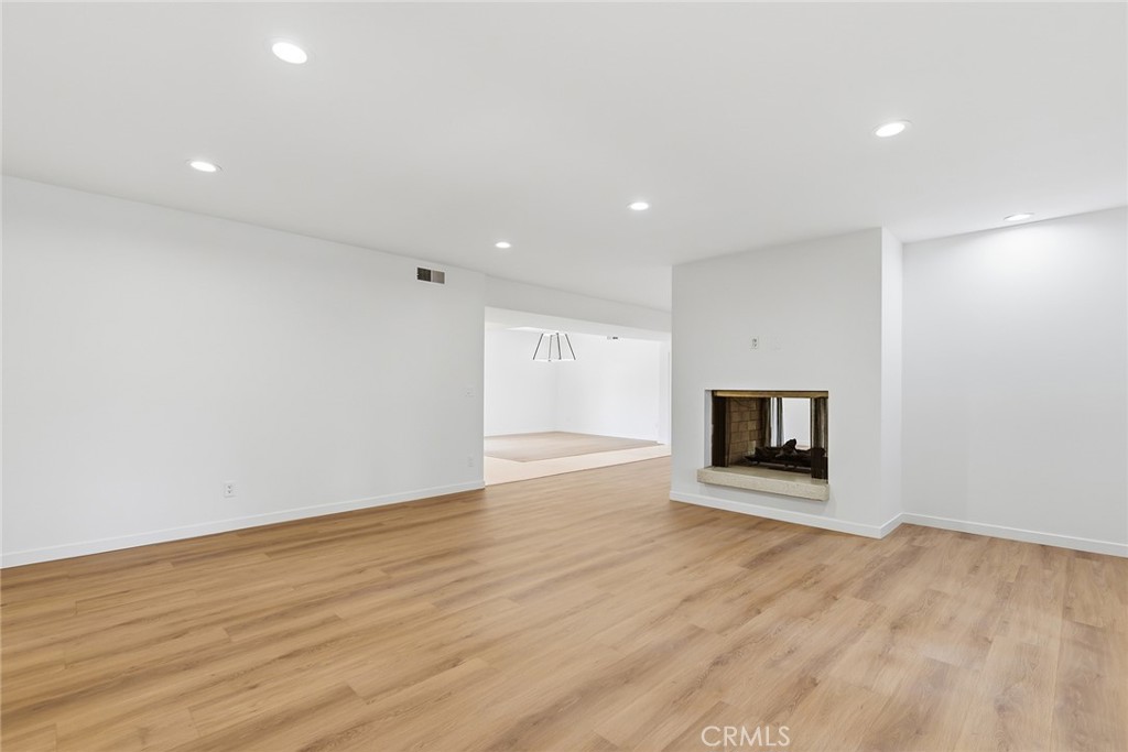 11400 Dona Lola Drive