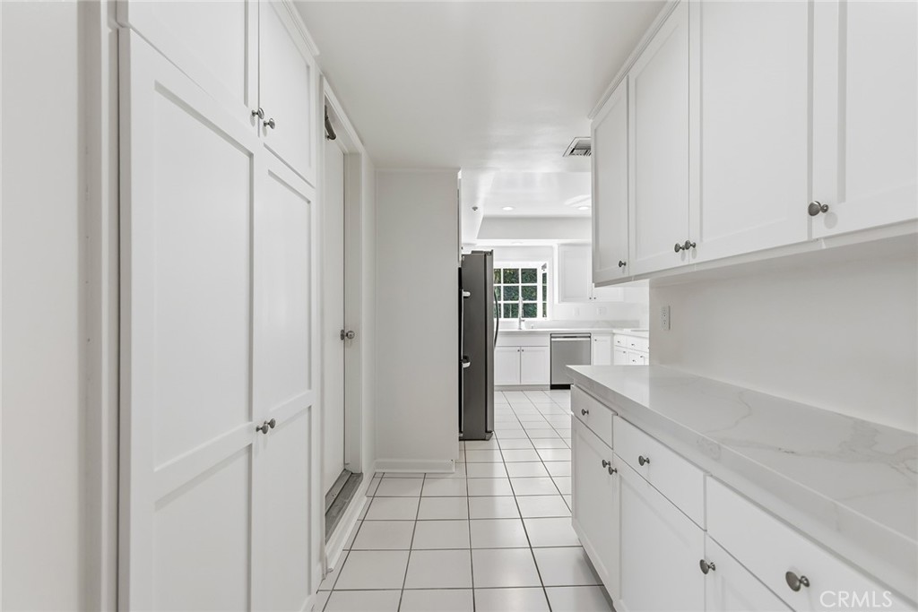 11400 Dona Lola Drive