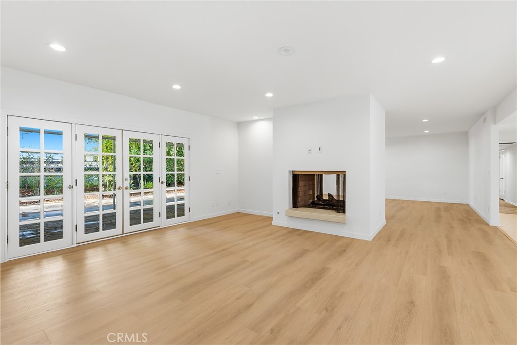 11400 Dona Lola Drive