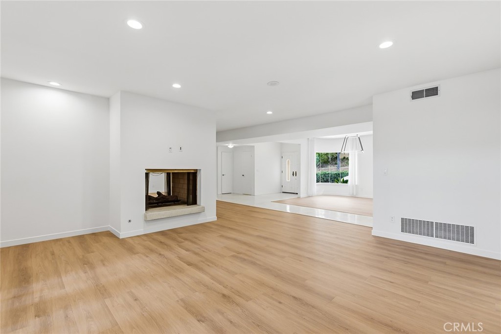 11400 Dona Lola Drive