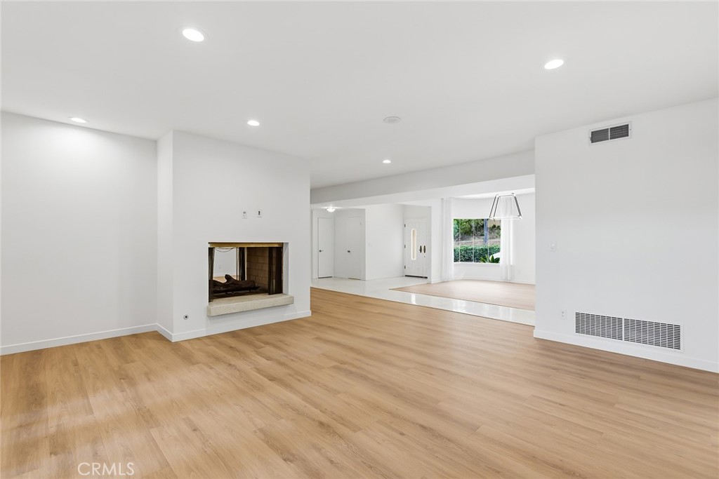 11400 Dona Lola Drive