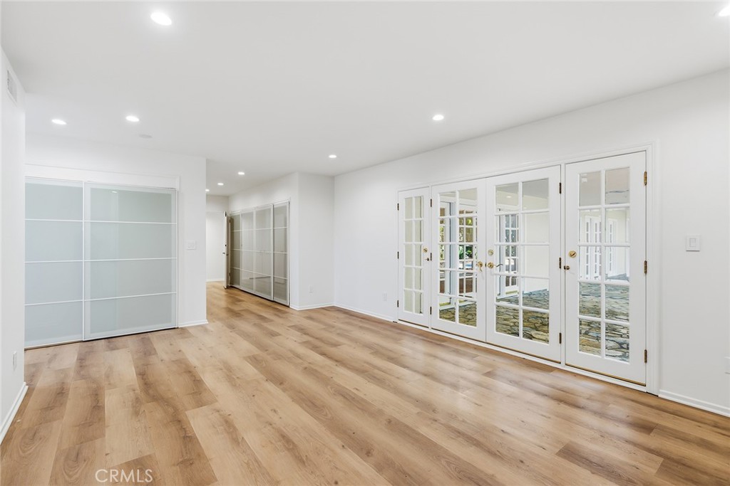 11400 Dona Lola Drive