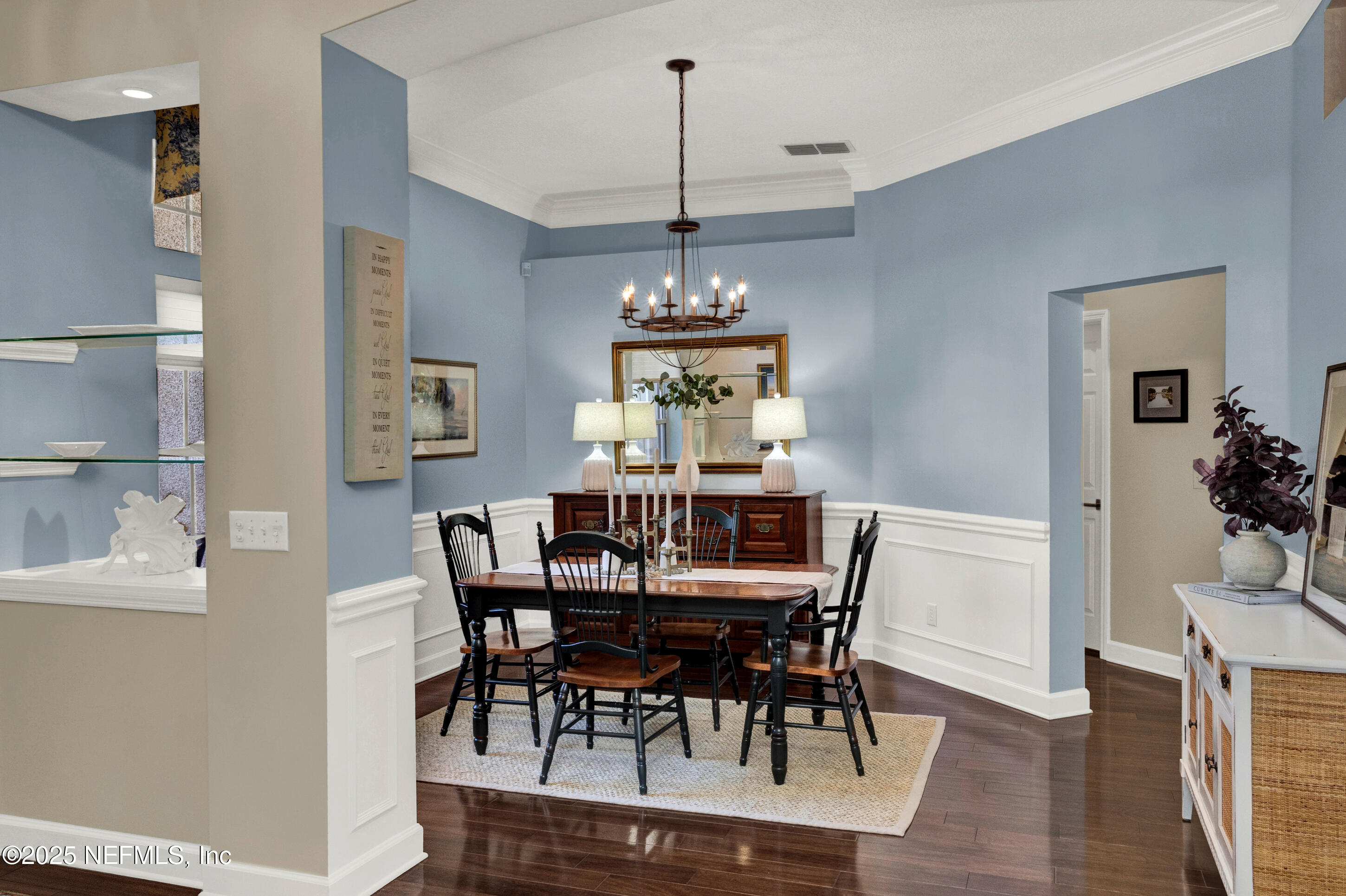 137 WATER'S EDGE Drive N