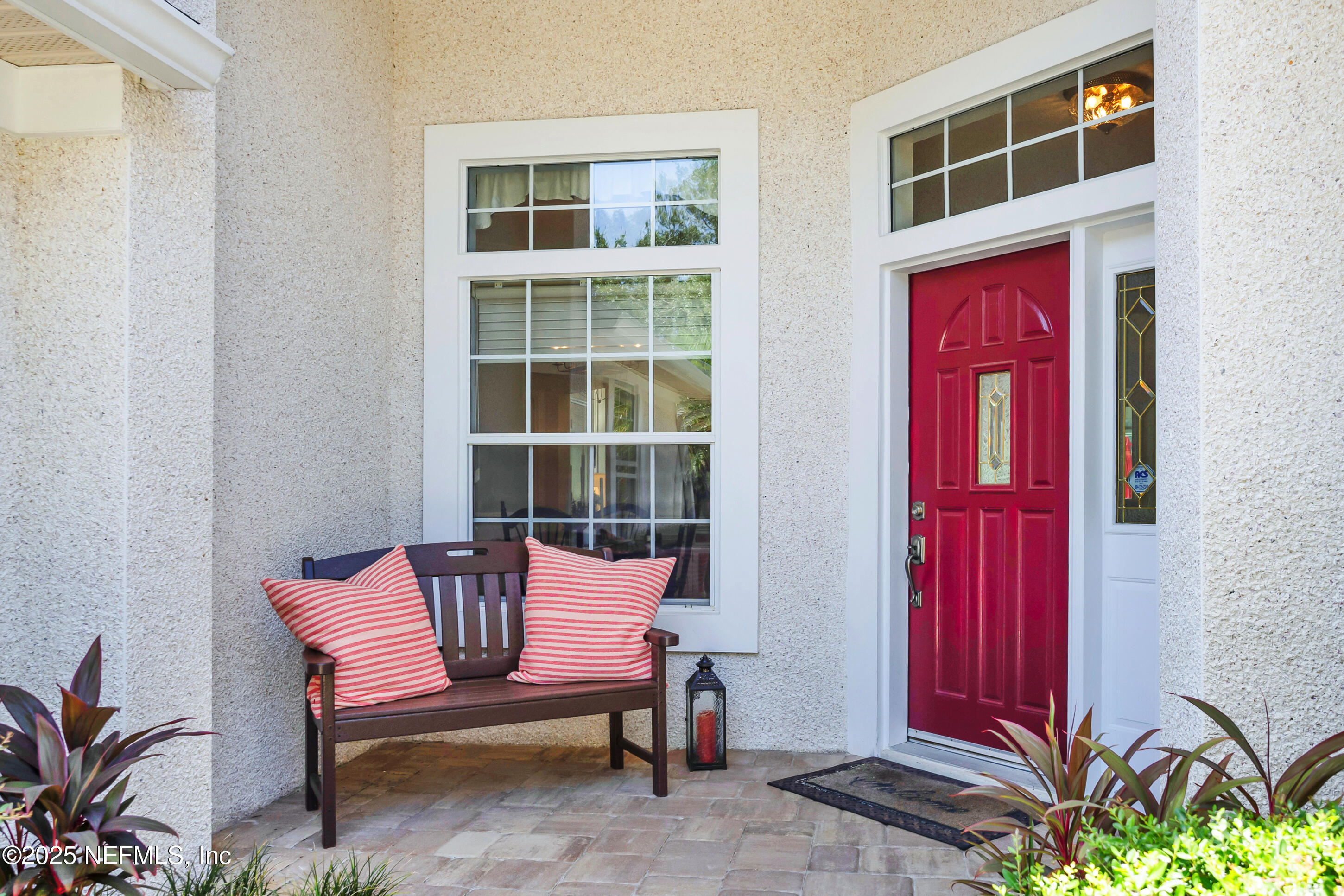 137 WATER'S EDGE Drive N