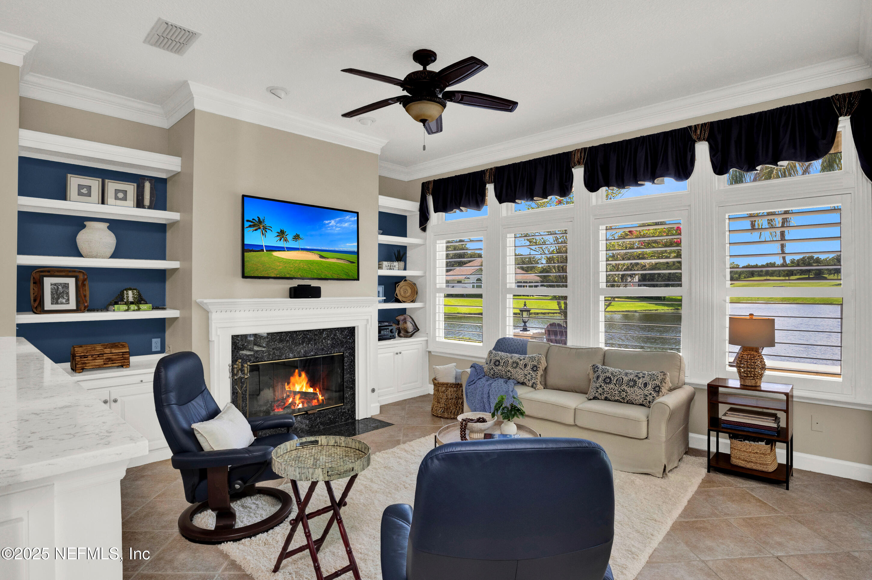 137 WATER'S EDGE Drive N