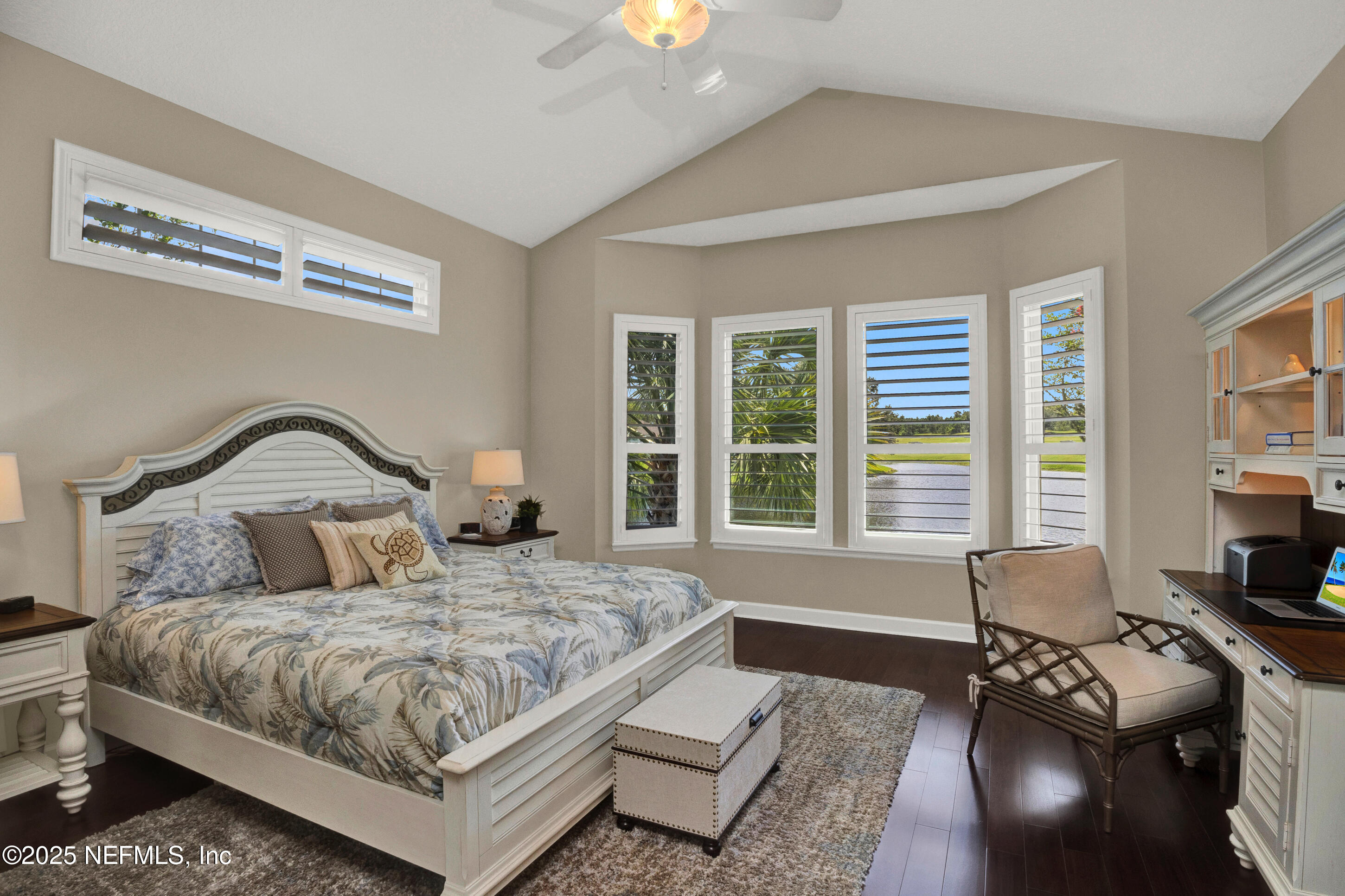 137 WATER'S EDGE Drive N