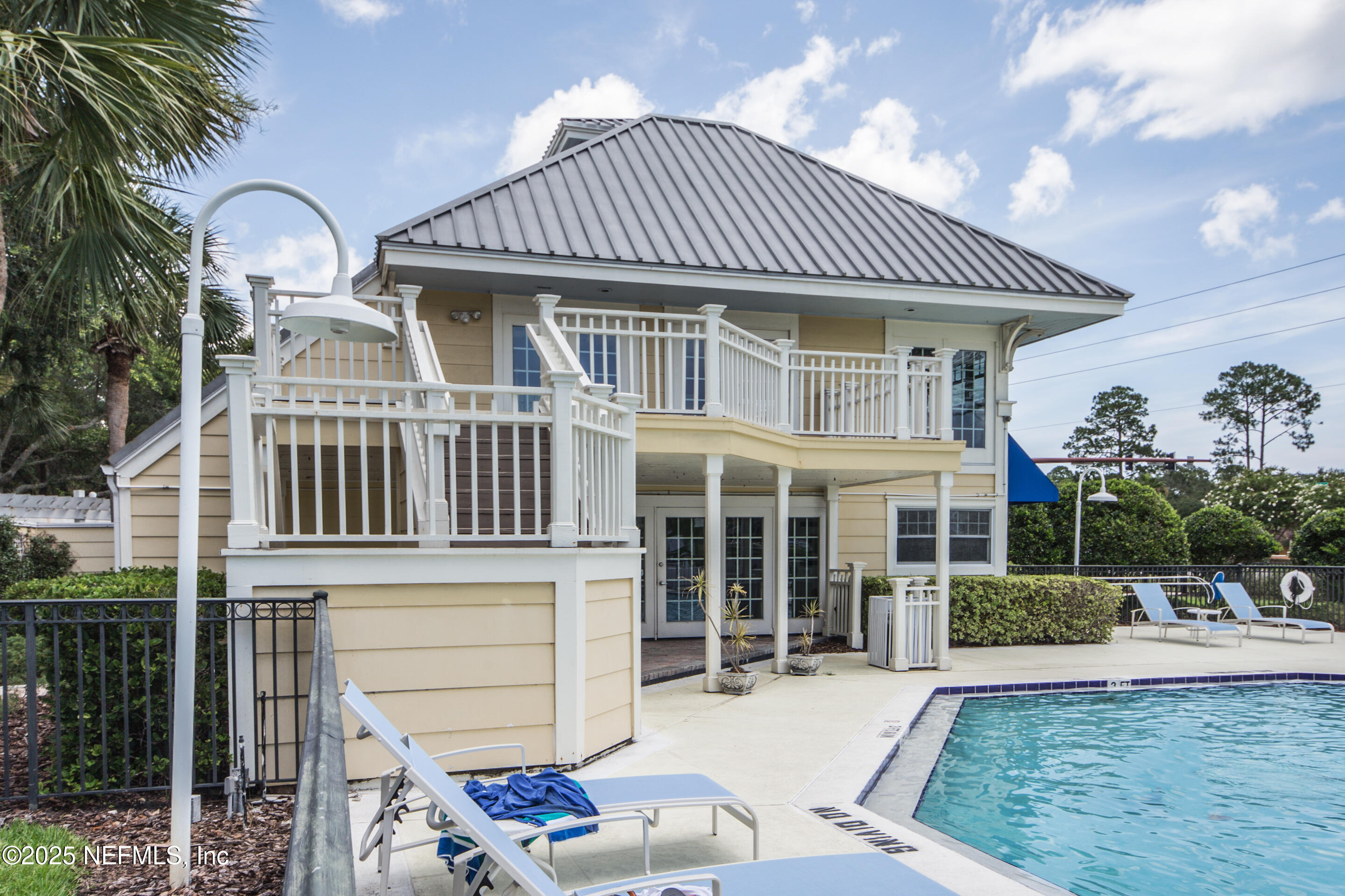 100 FAIRWAY PARK Boulevard, 408