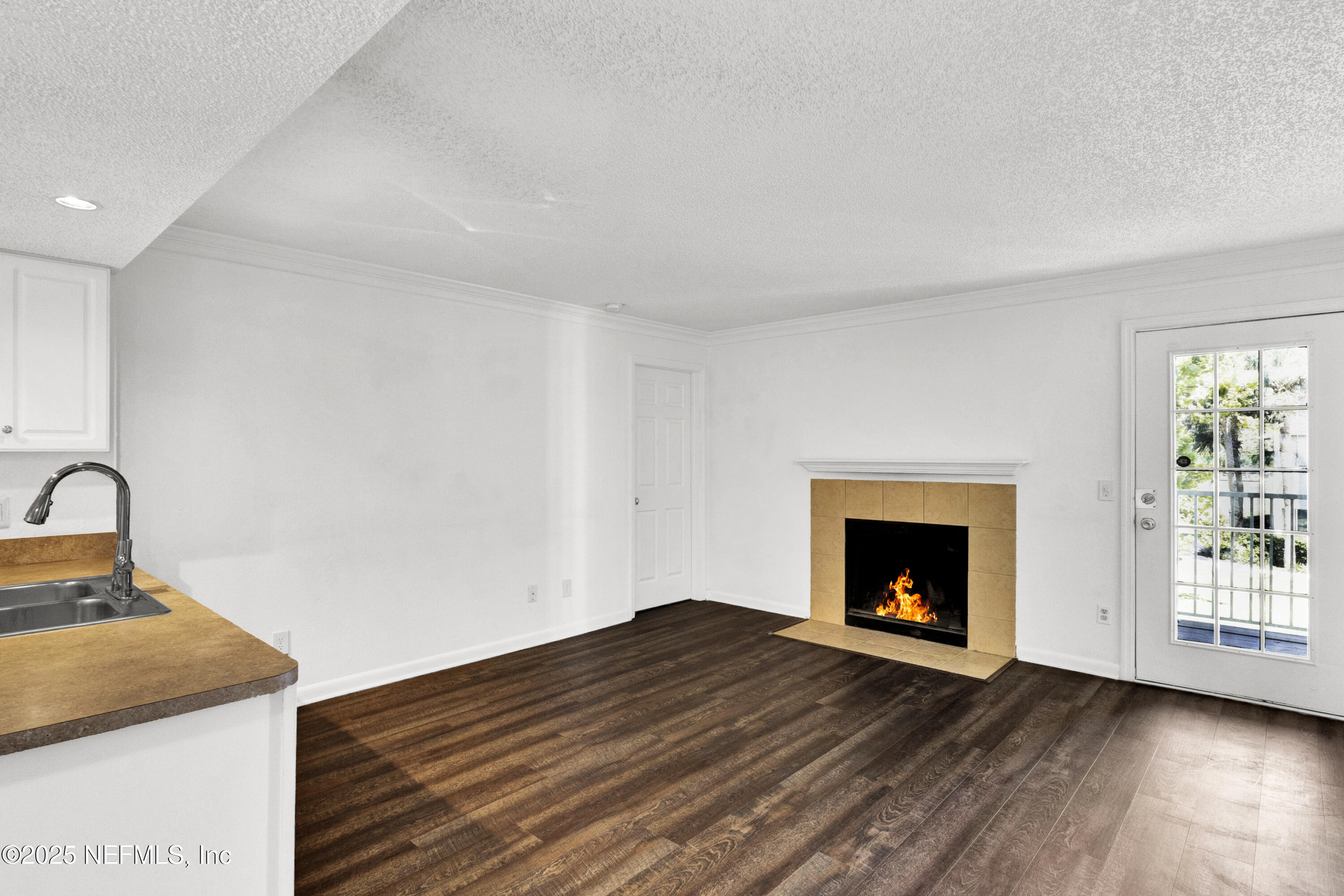 100 FAIRWAY PARK Boulevard, 408