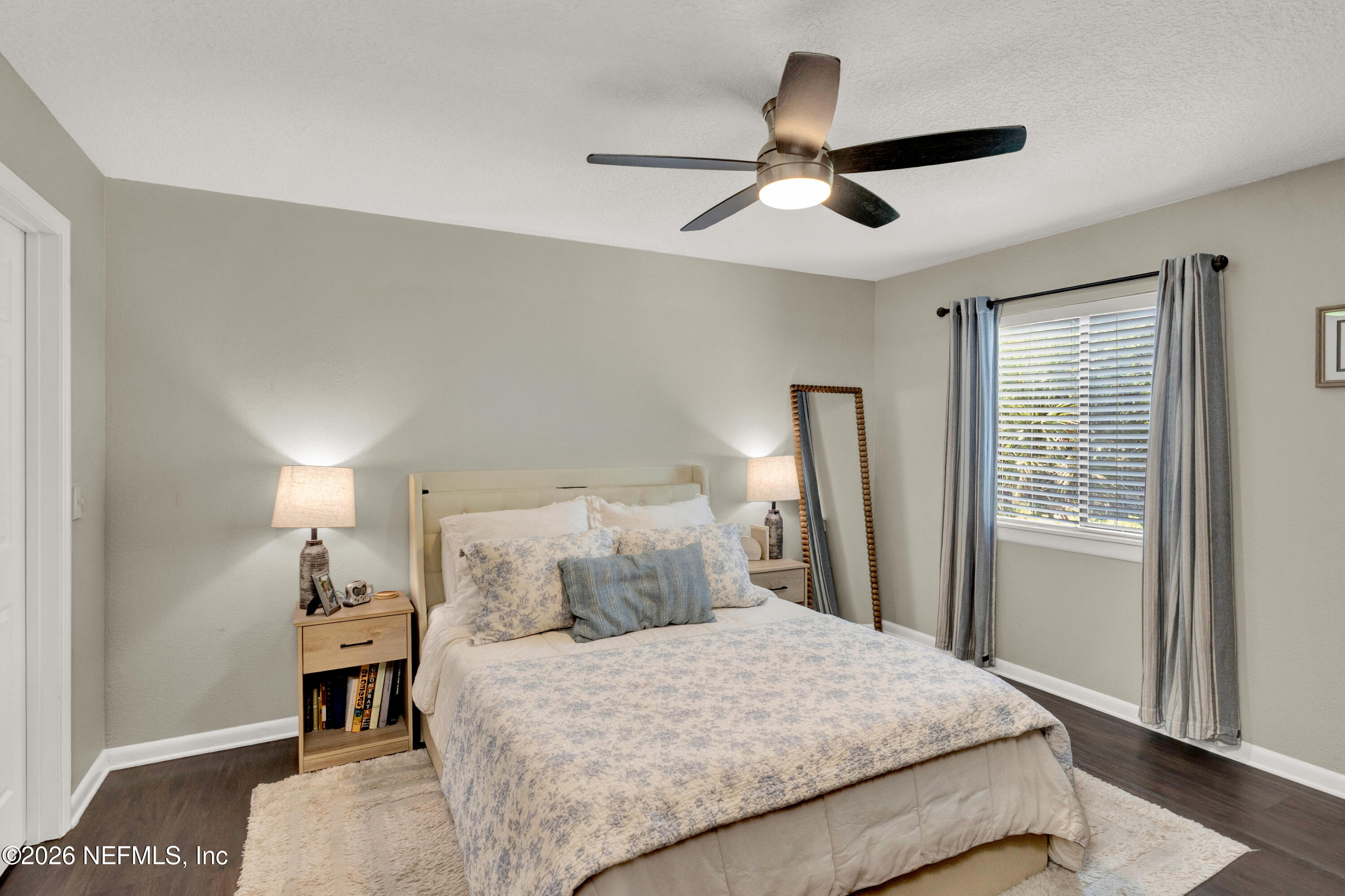 100 FAIRWAY PARK Boulevard 906