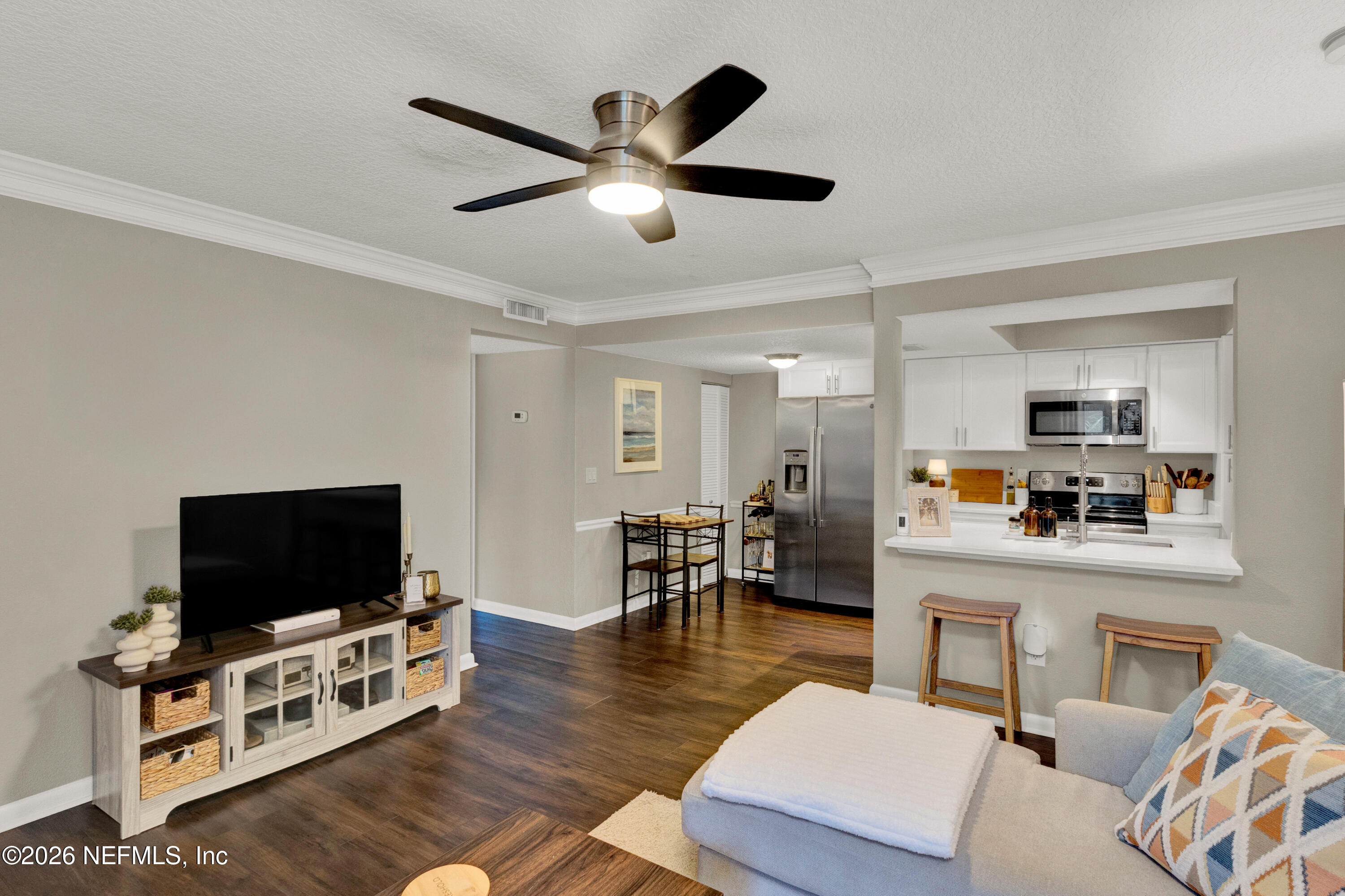 100 FAIRWAY PARK Boulevard 906