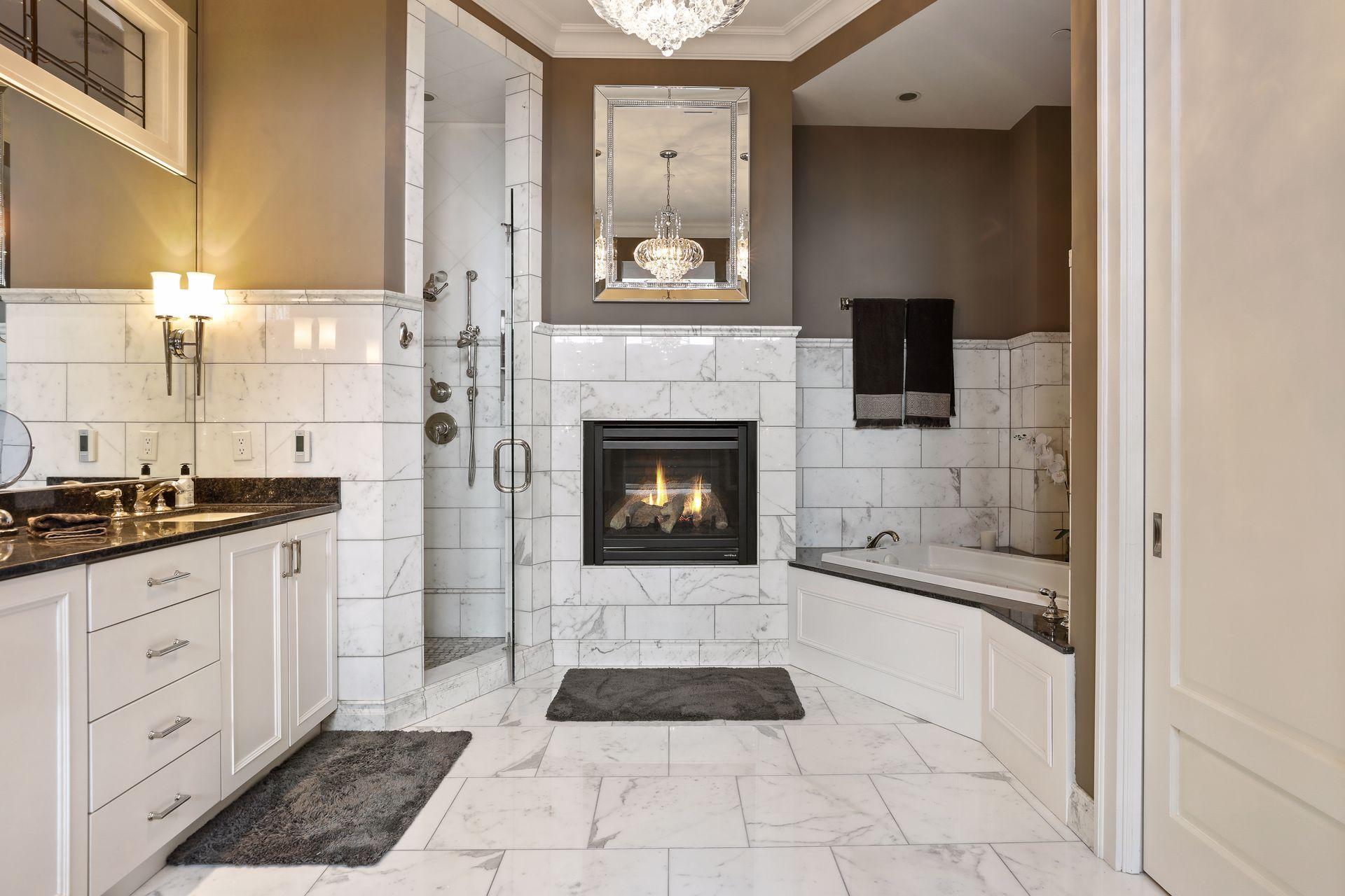 350 Saint Peter Street Unit: 1300