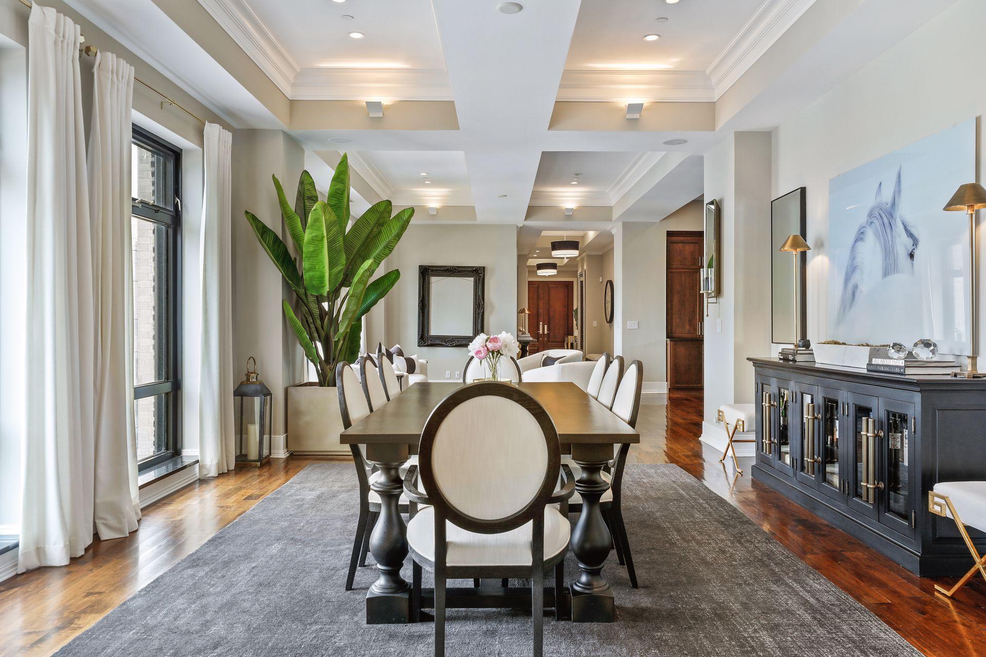 350 Saint Peter Street Unit: 1300