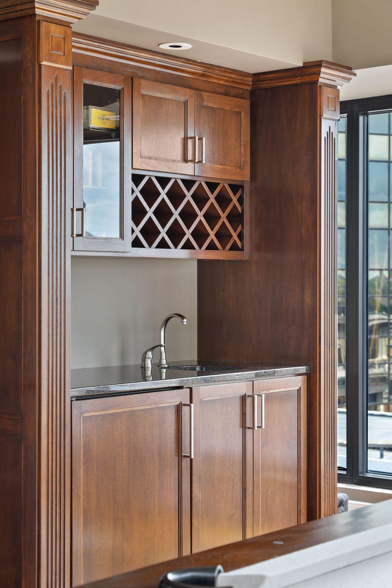 350 Saint Peter Street Unit: 1300
