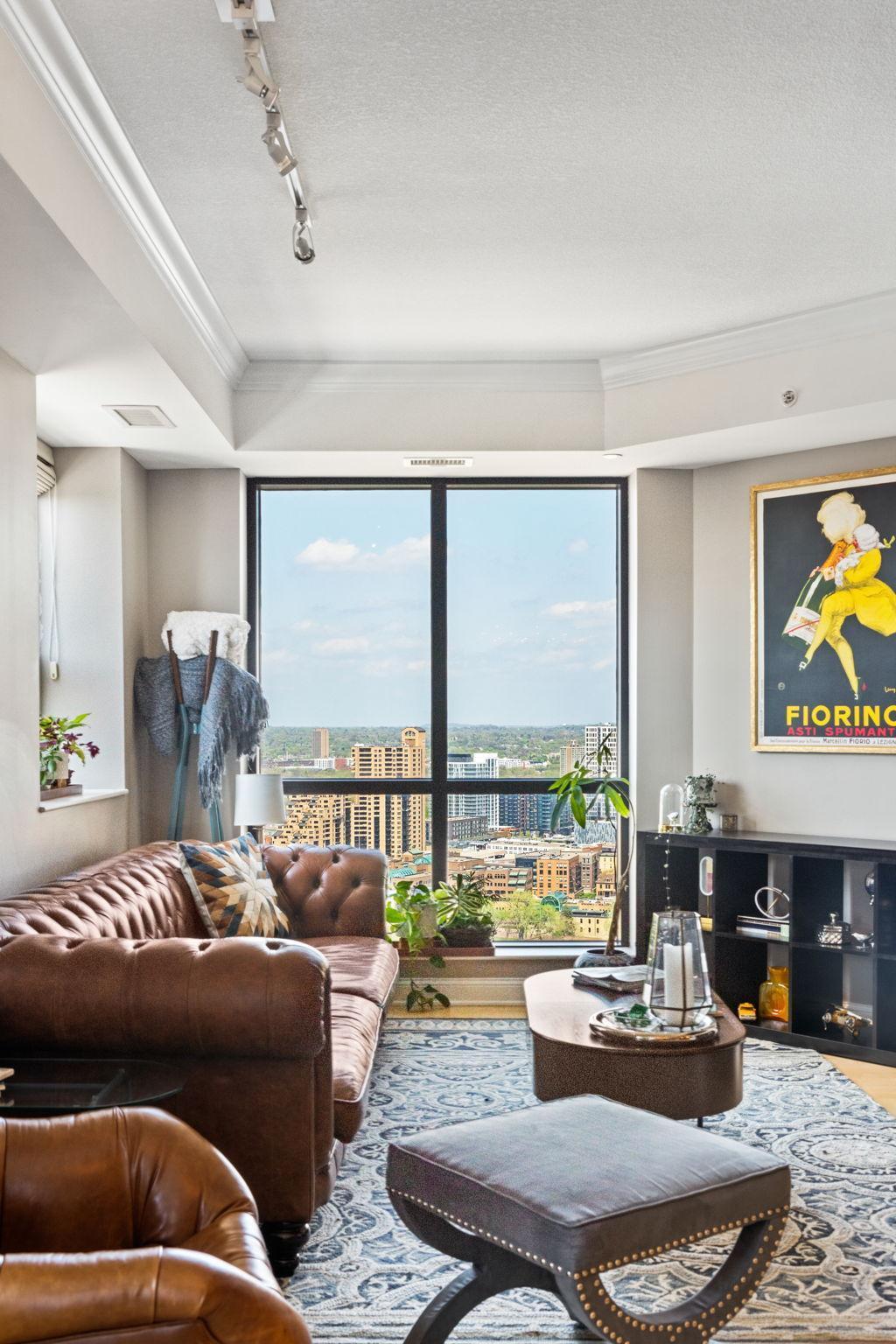 100 3rd Avenue S Unit: 2904