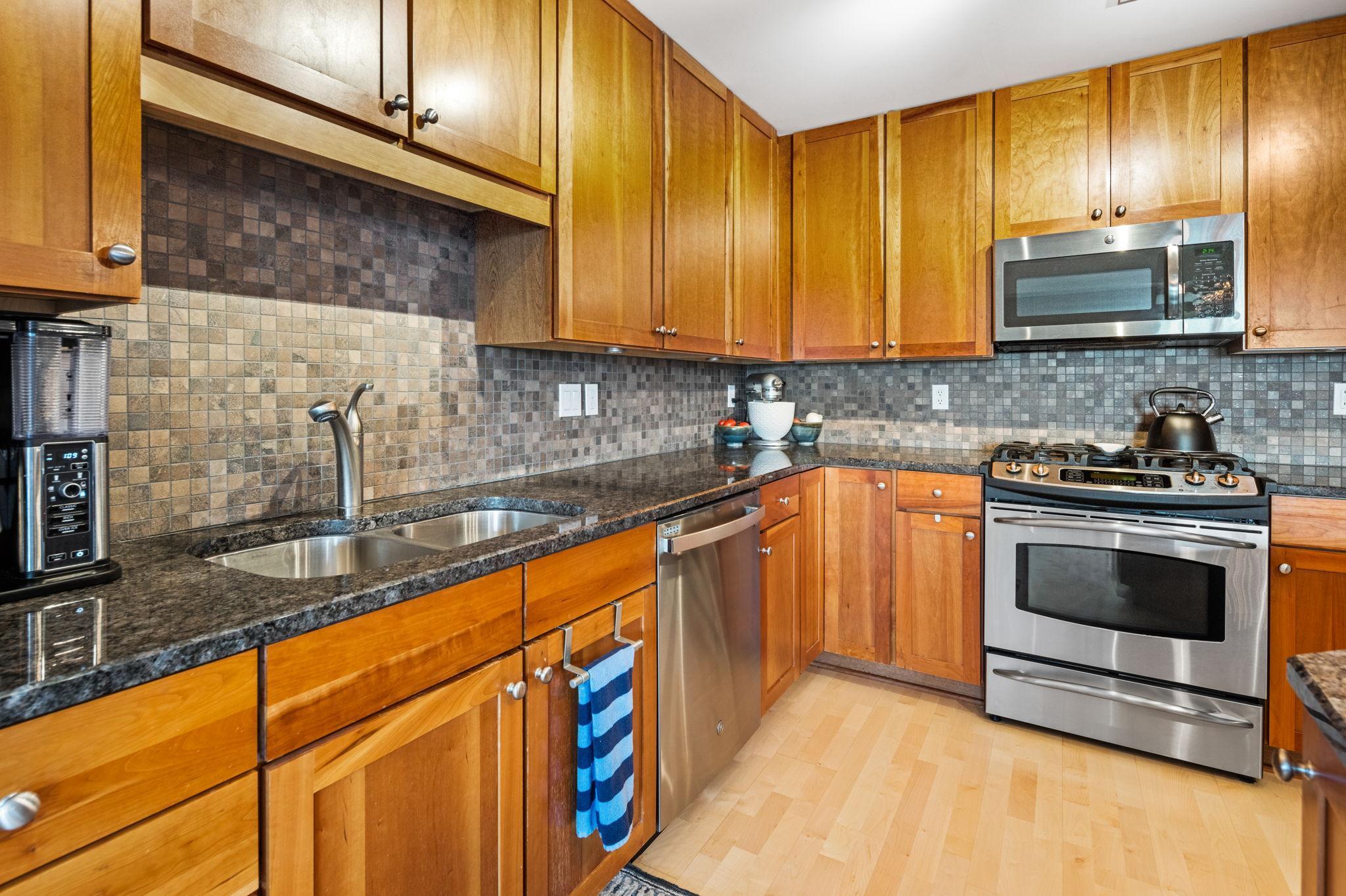 100 3rd Avenue S Unit: 2904