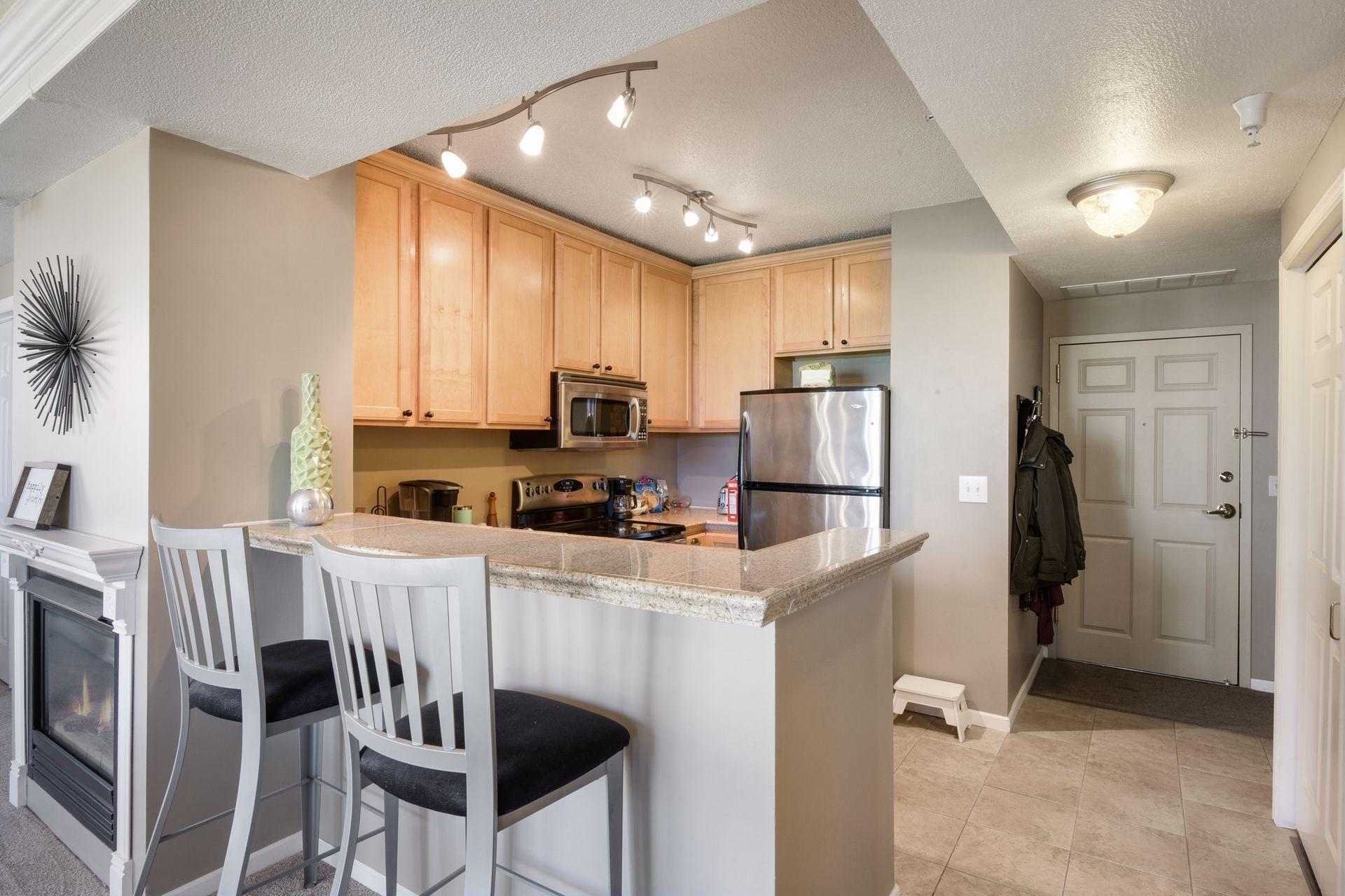 660 2nd Street N Unit: 409