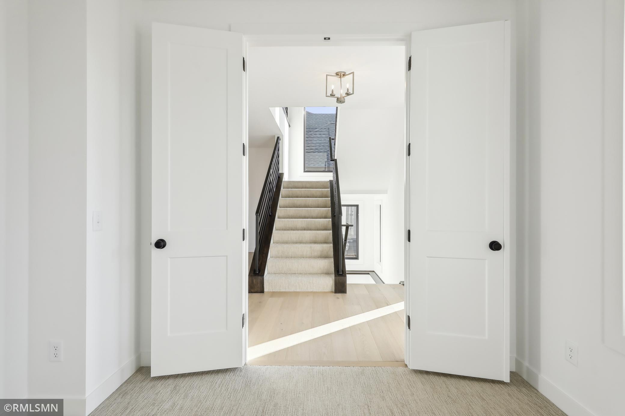 11480 Blazingstar Lane N