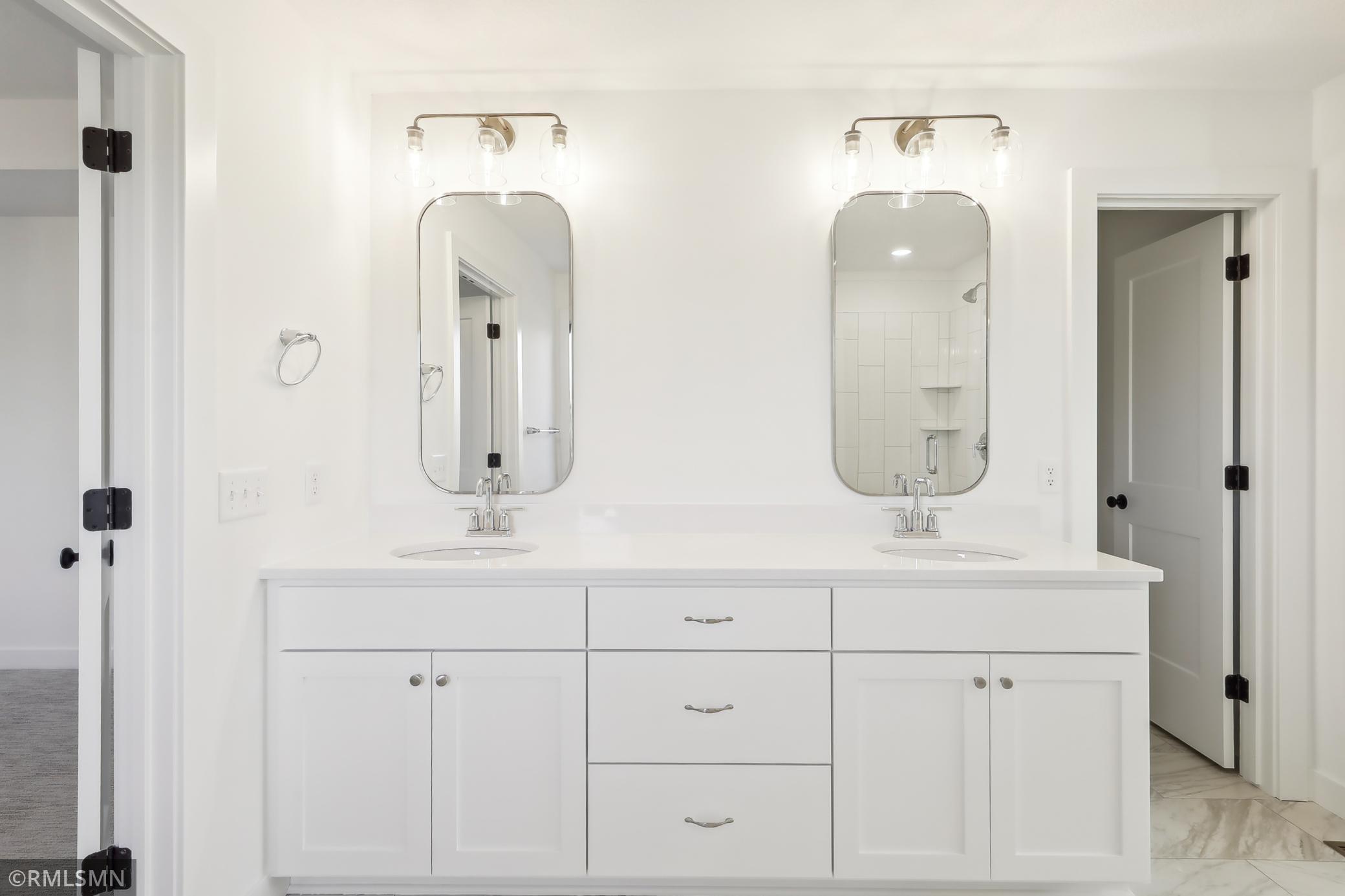 11480 Blazingstar Lane N