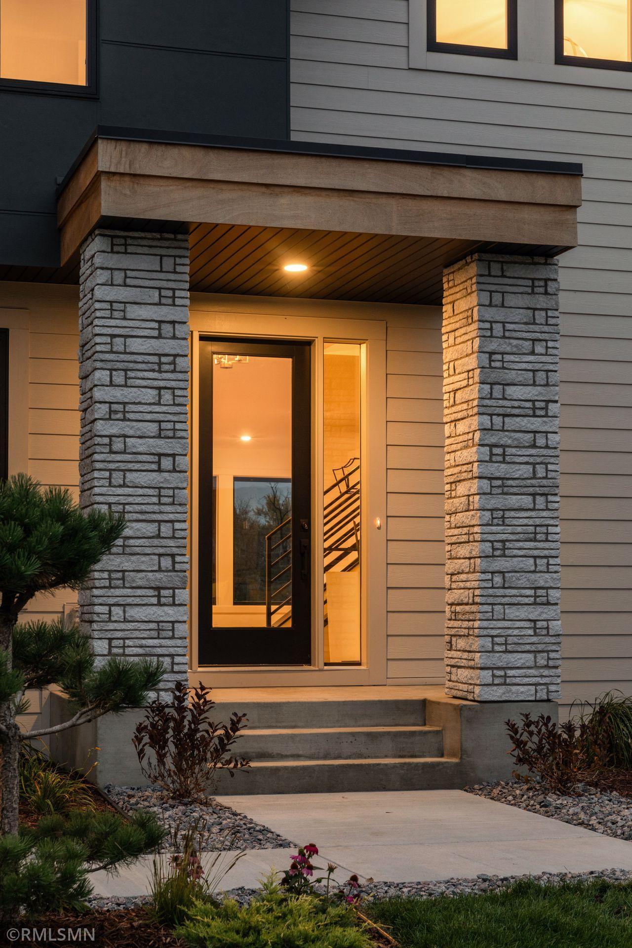 11480 Blazingstar Lane N