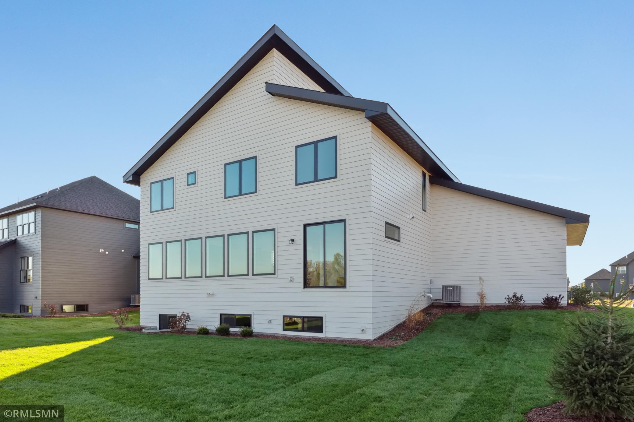 11480 Blazingstar Lane N