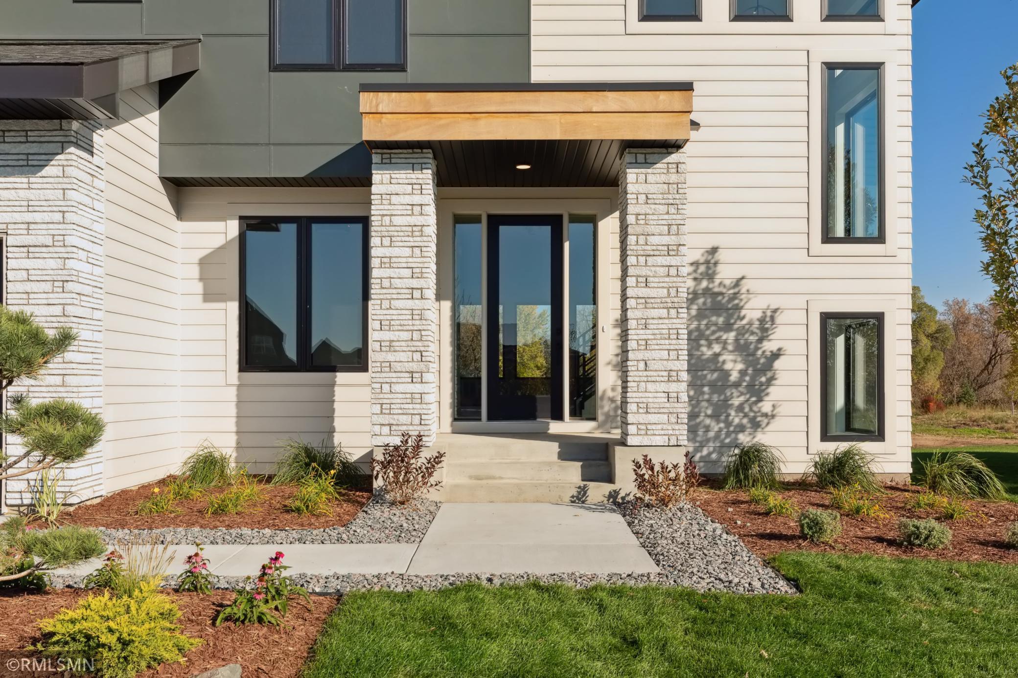 11480 Blazingstar Lane N