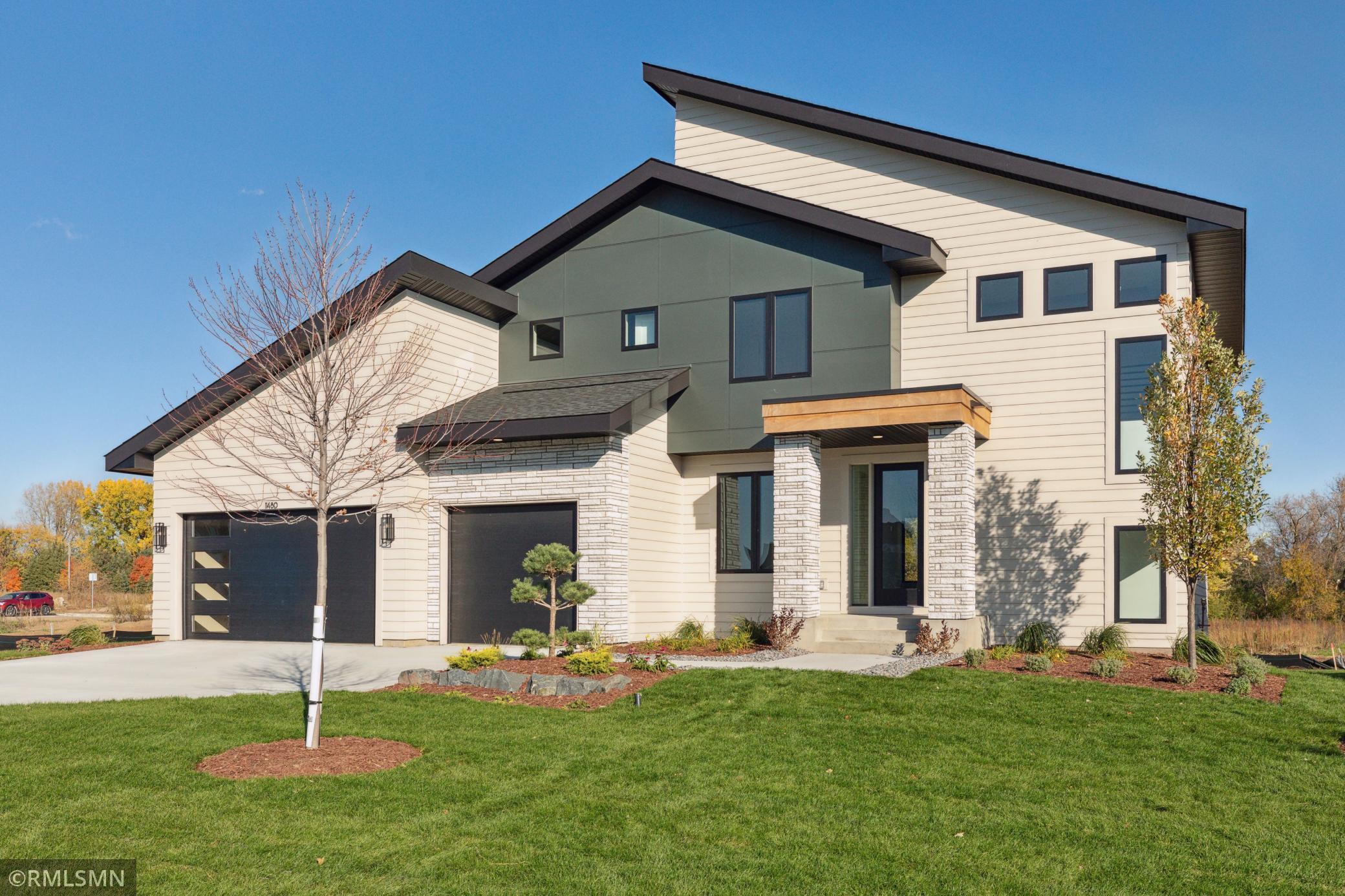 11480 Blazingstar Lane N