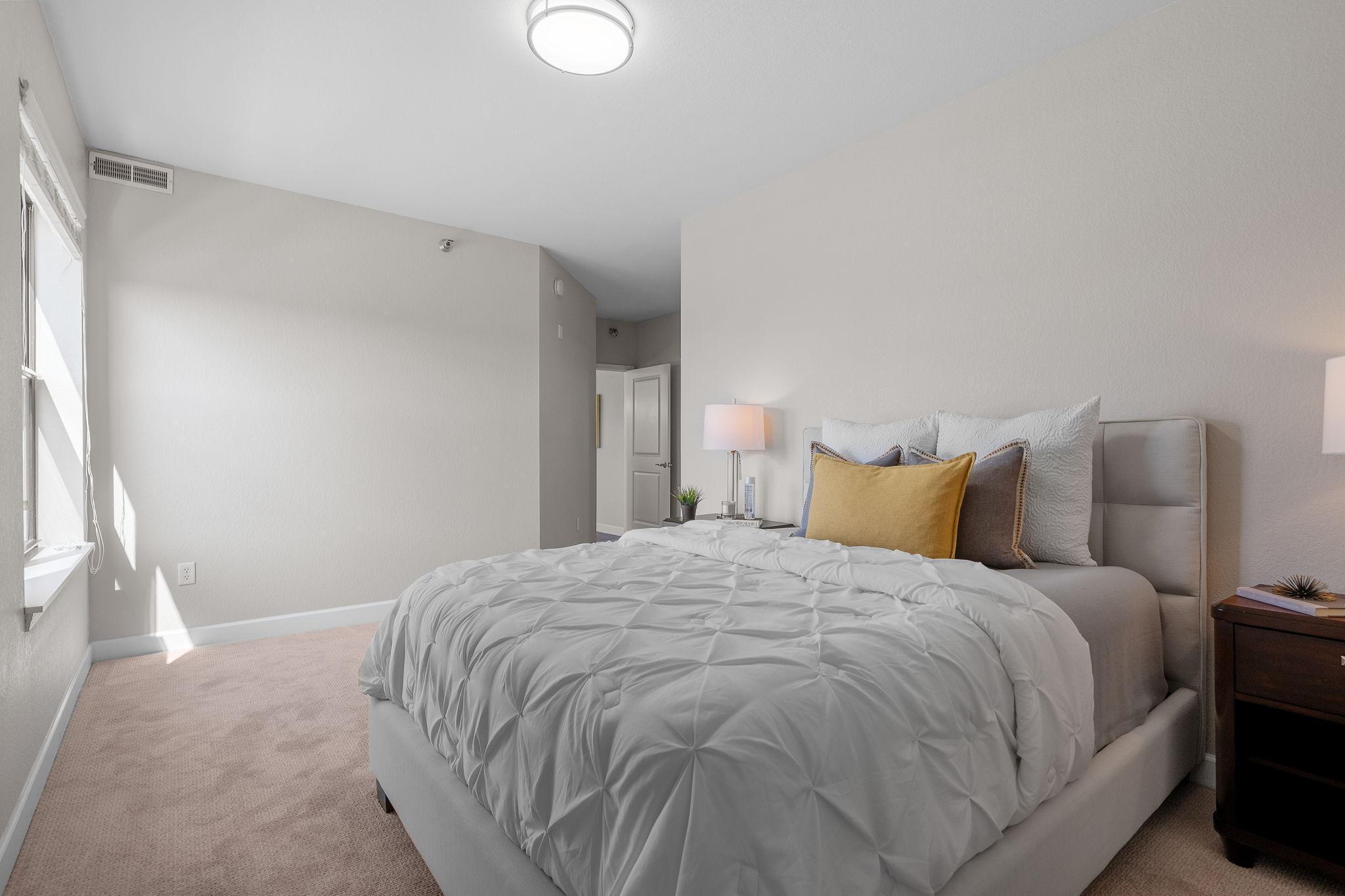 1155 Ford Road Unit: 211