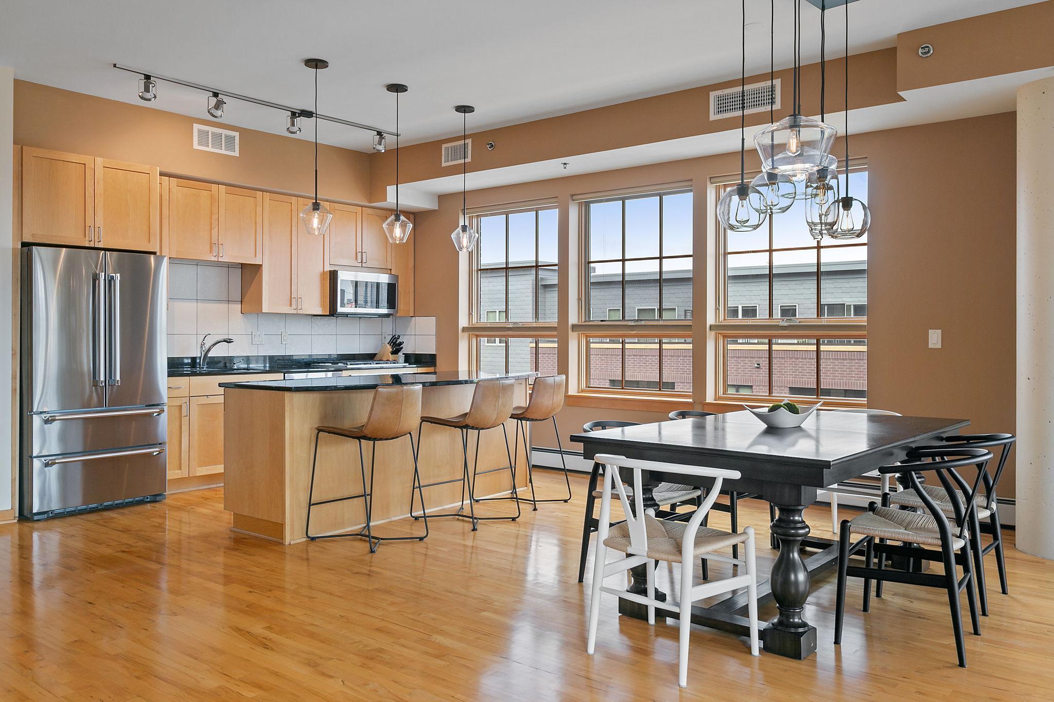 111 4th Avenue N Unit: 503