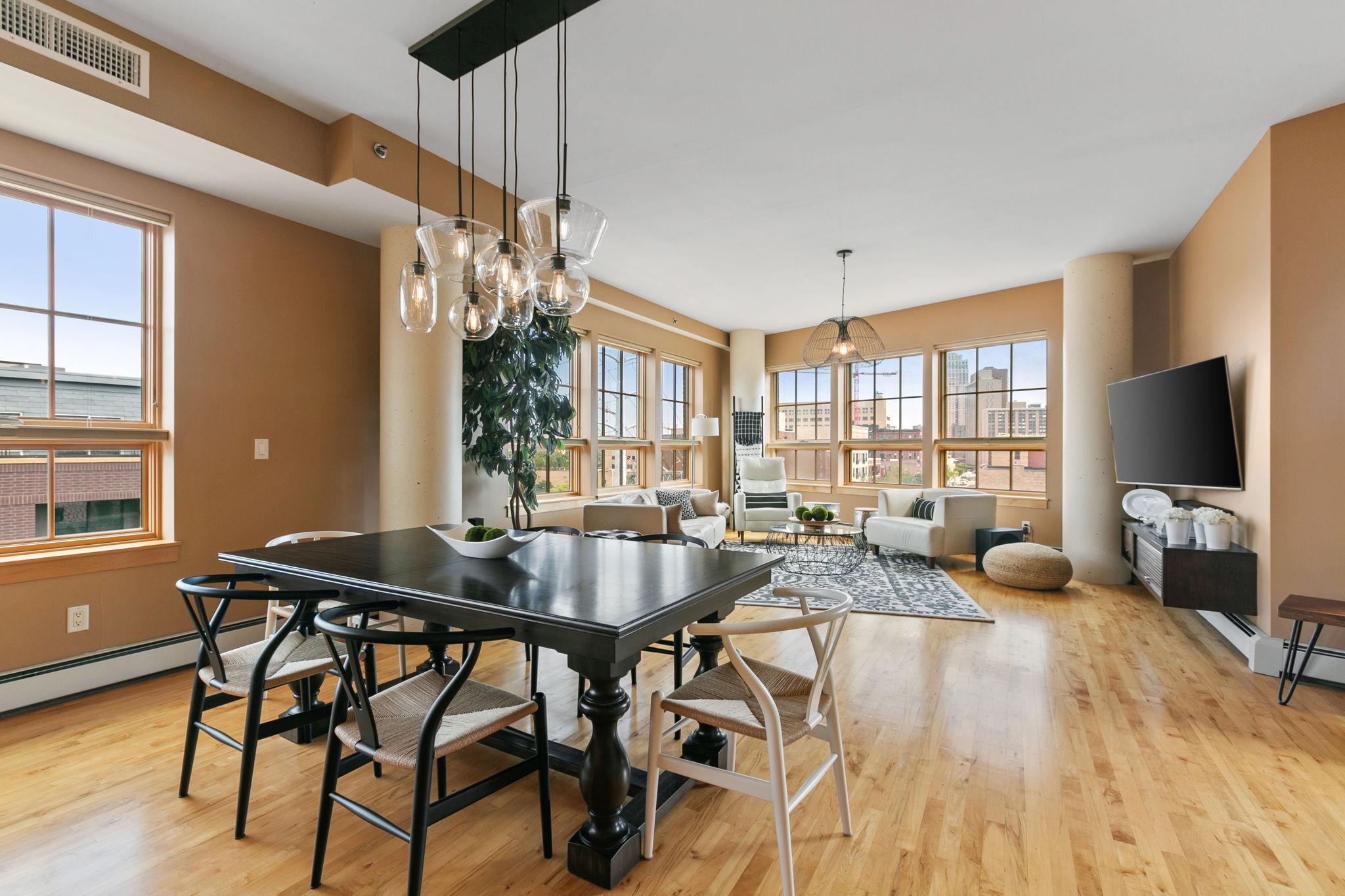 111 4th Avenue N Unit: 503