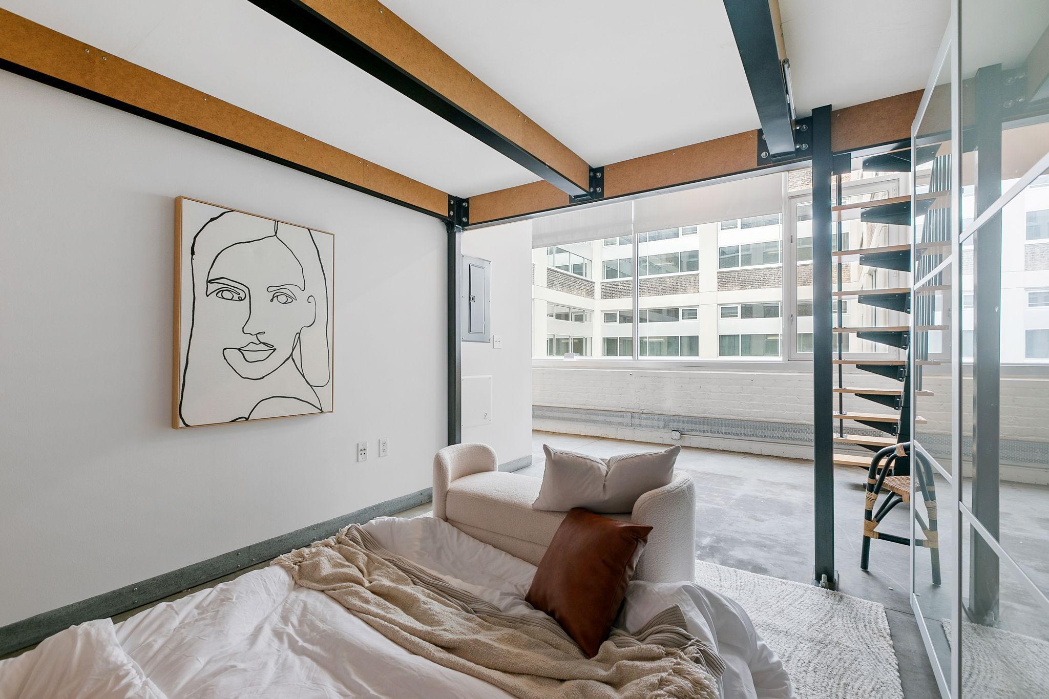 700 Washington Avenue N Unit: 400