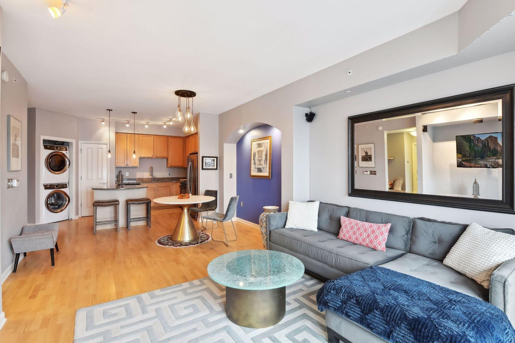 500 E Grant Street Unit: 1503